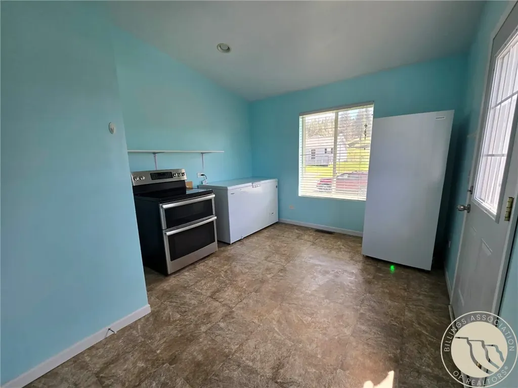 2455 S Chisholm Drive Colstrip MT 59323