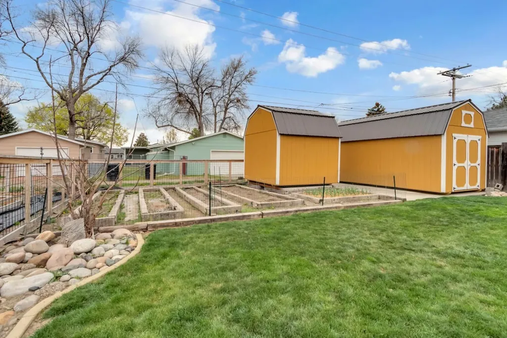 2042 Avenue C Billings MT 59102