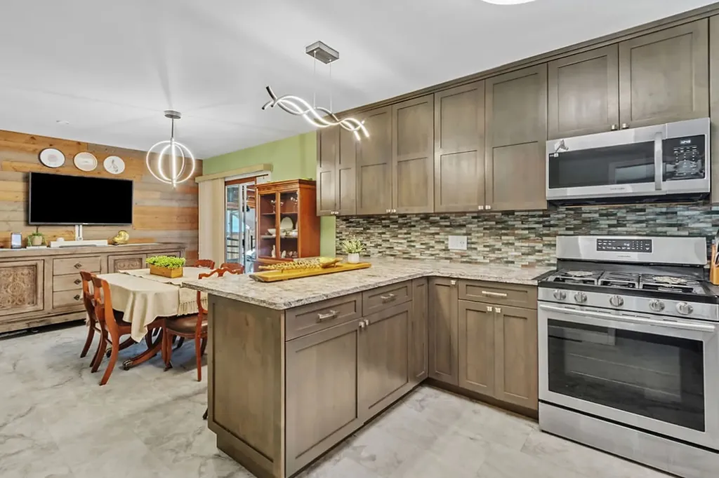 2042 Avenue C Billings MT 59102
