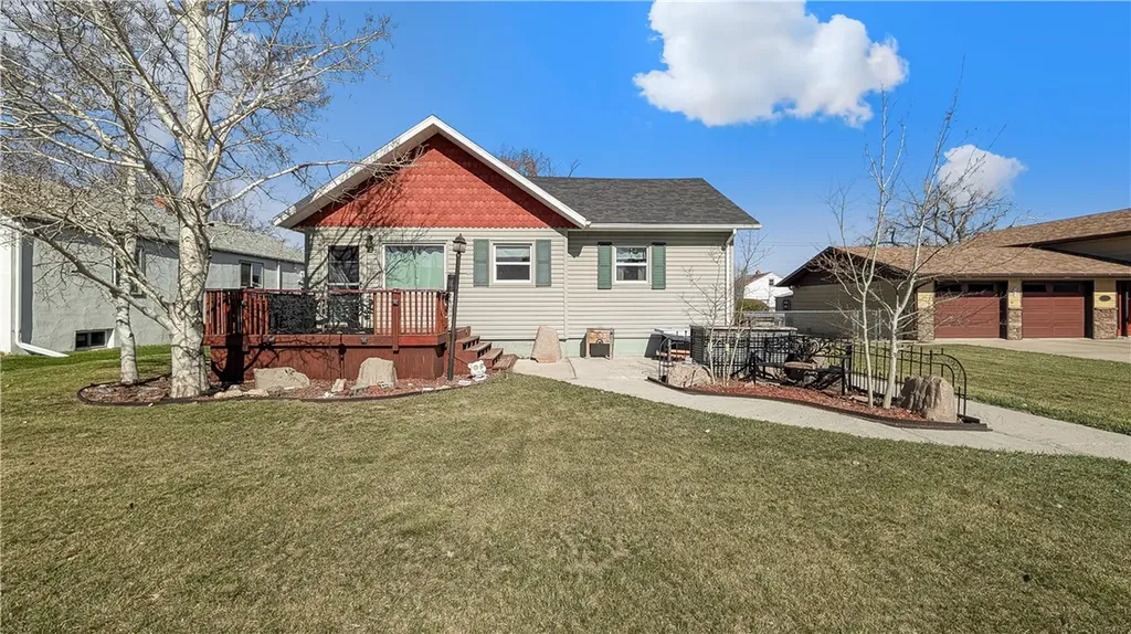 120 4th Avenue W Culbertson MT 59218