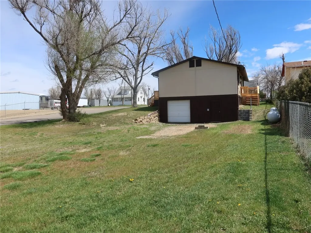 623 3rd Street E Roundup MT 59072