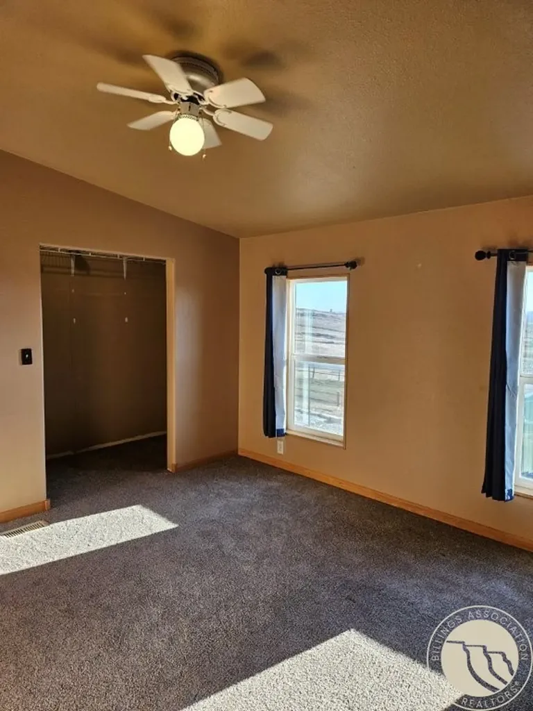 3520 Lovers Lane Billings MT 59105