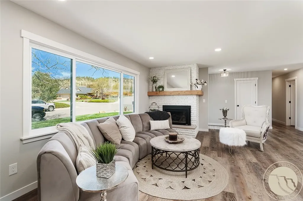 2911 Snowcrest Drive Billings MT 59102