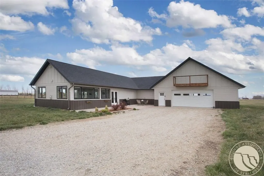 7 Meadowlark Circle Roberts MT 59070