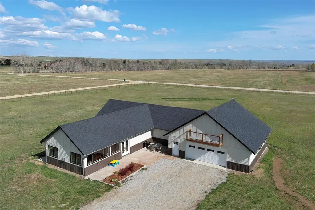 7 Meadowlark Circle Roberts MT 59070