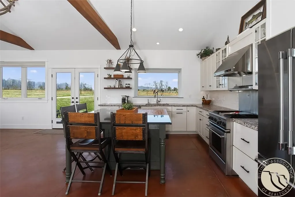 7 Meadowlark Circle Roberts MT 59070