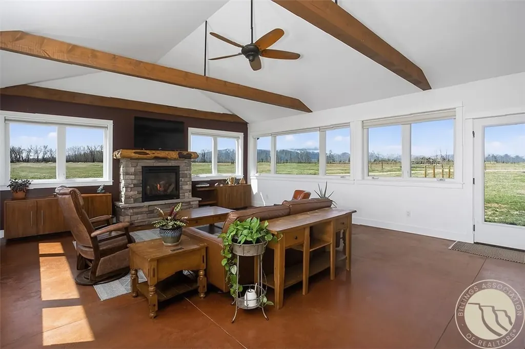 7 Meadowlark Circle Roberts MT 59070