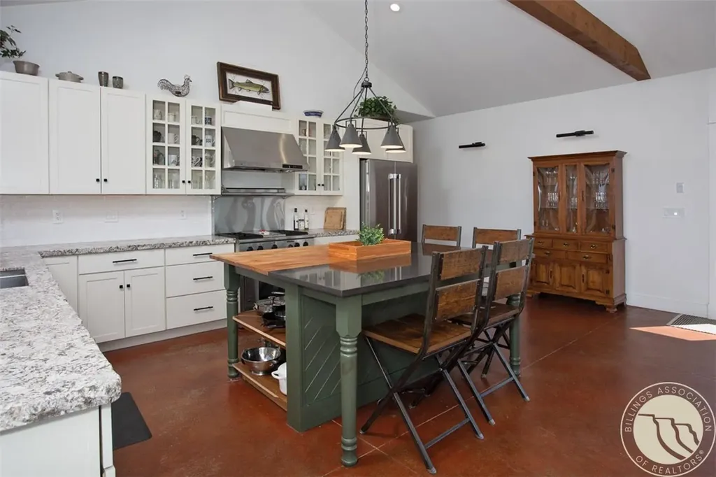 7 Meadowlark Circle Roberts MT 59070