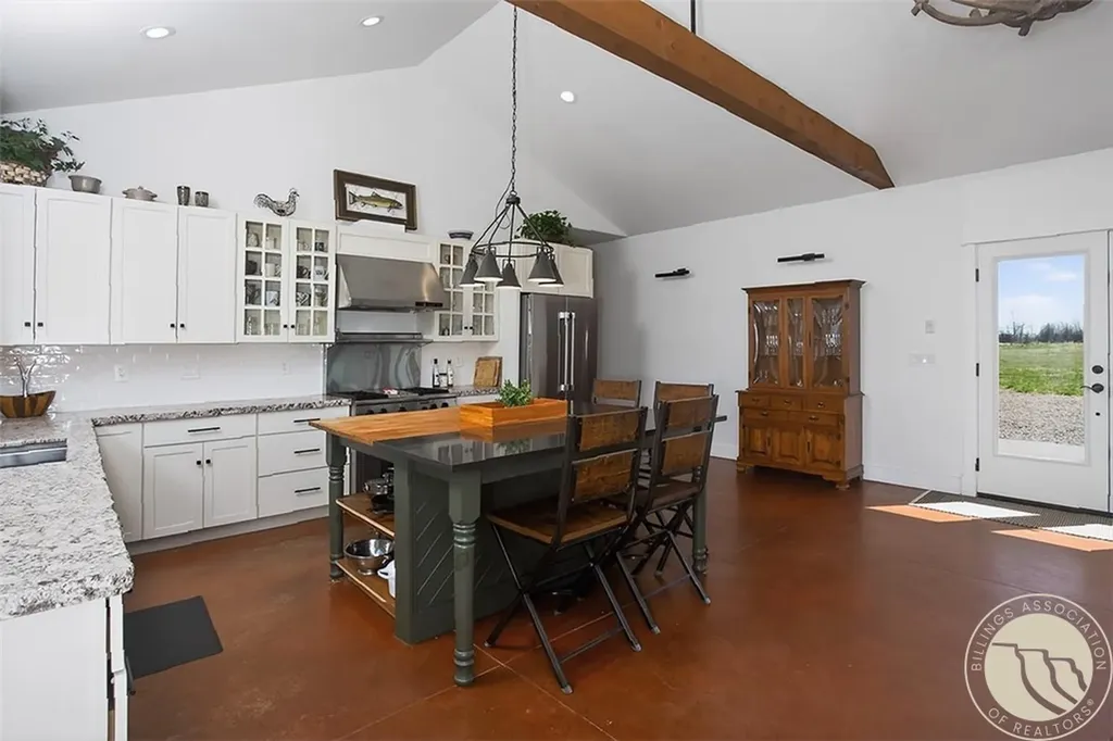 7 Meadowlark Circle Roberts MT 59070