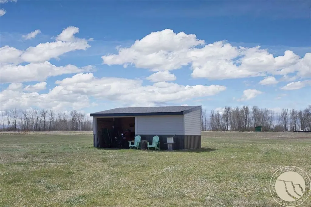 7 Meadowlark Circle Roberts MT 59070