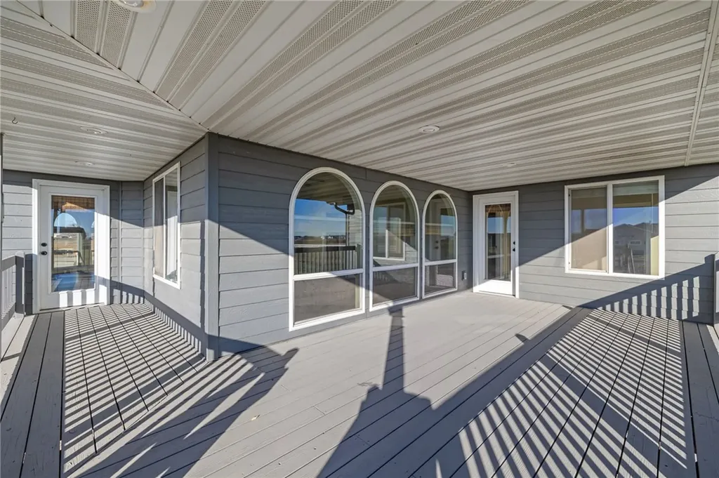 6835 Eagle Bend Boulevard Shepherd MT 59079