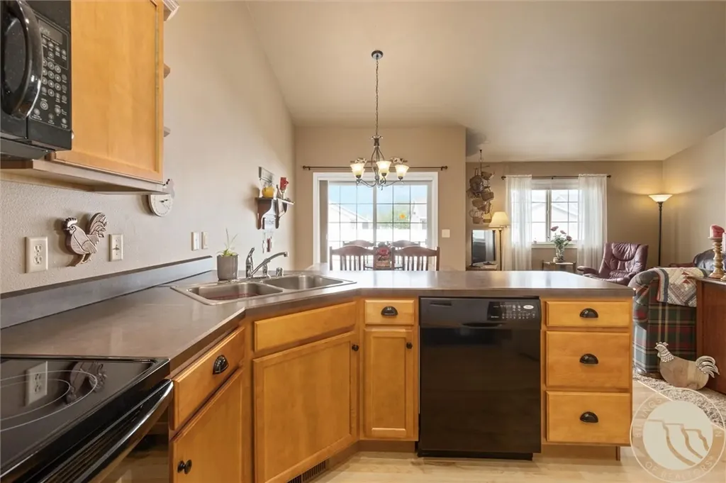 819 Kingston Avenue Billings MT 59105