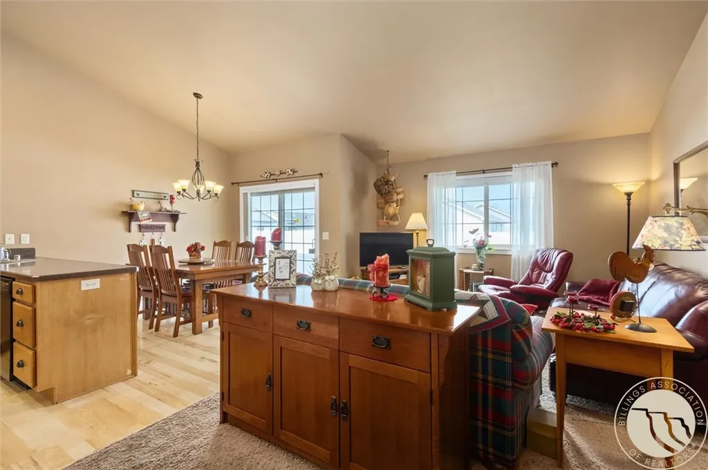 819 Kingston Avenue Billings MT 59105