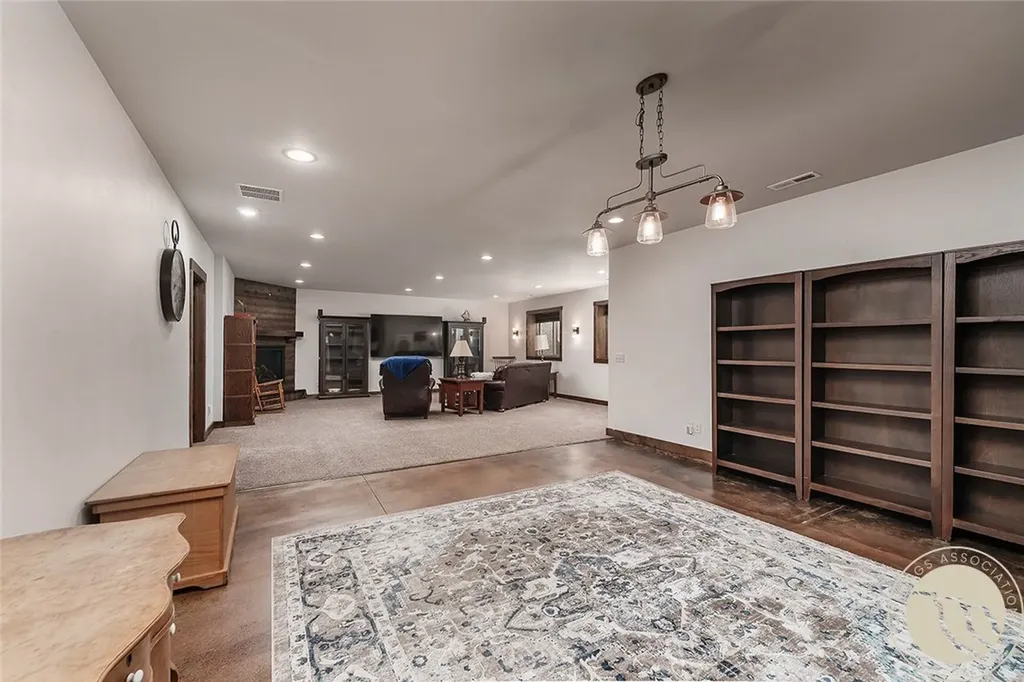 2614 Shadow Wood Trail Laurel MT 59044
