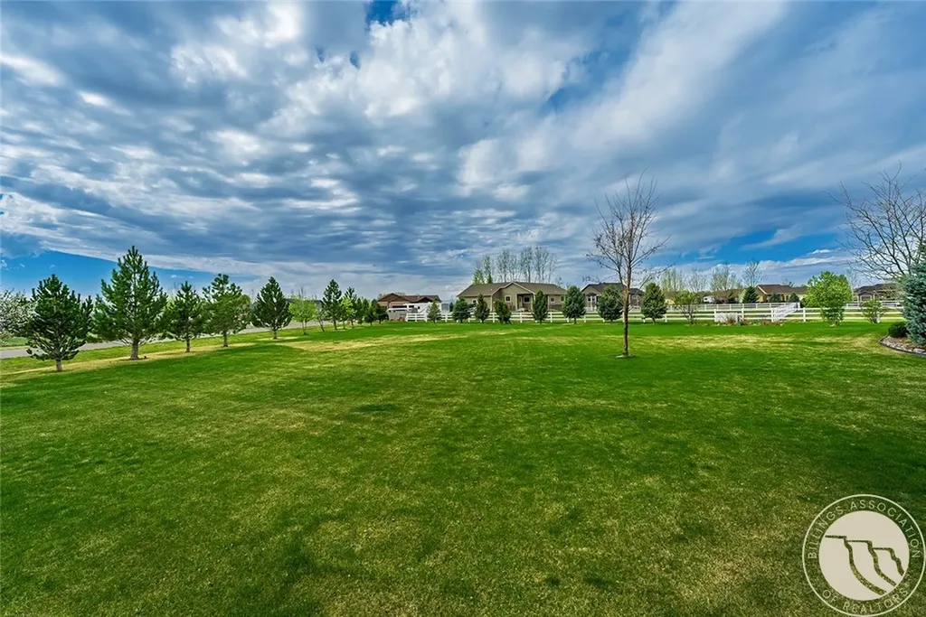 2614 Shadow Wood Trail Laurel MT 59044