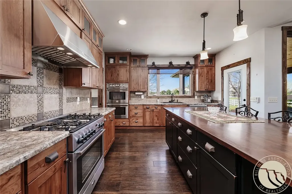 2614 Shadow Wood Trail Laurel MT 59044