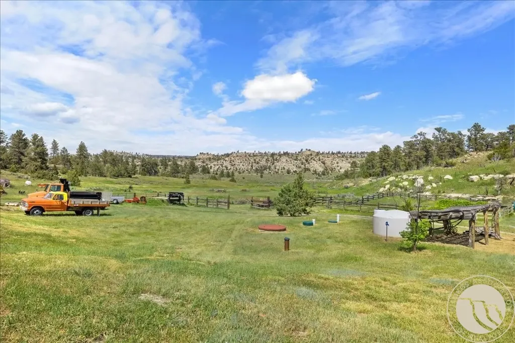 369 Border Trail Shepherd MT 59072