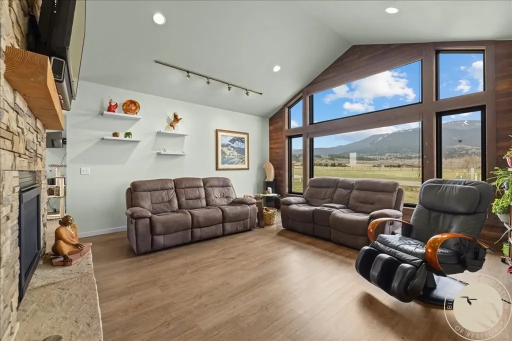 82 Big Sky Drive Red Lodge MT 59068