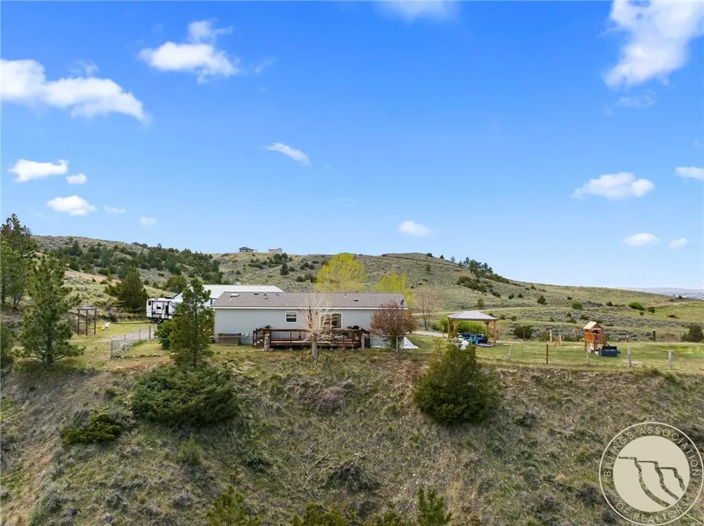 6830 Shooters Bluff Trail Huntley MT 59037