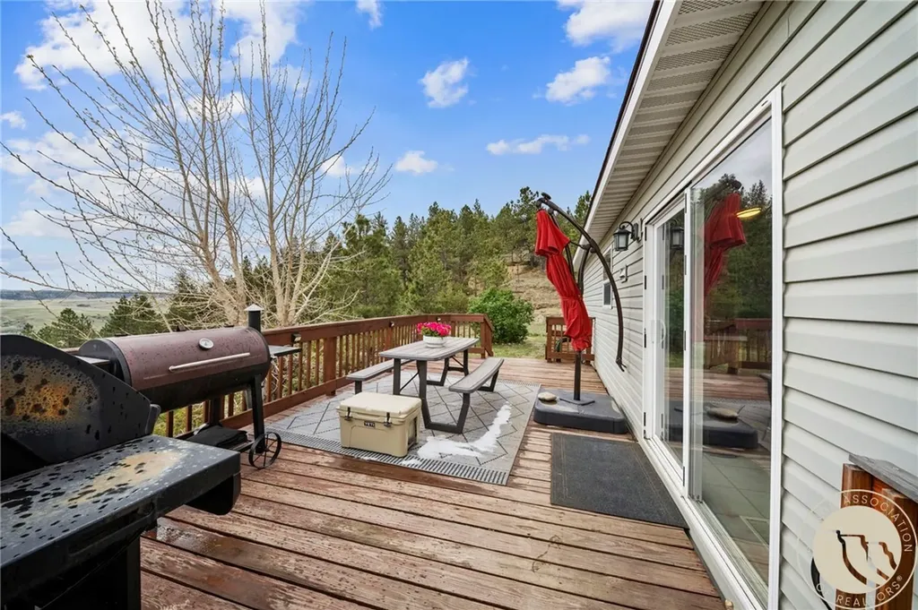 6830 Shooters Bluff Trail Huntley MT 59037