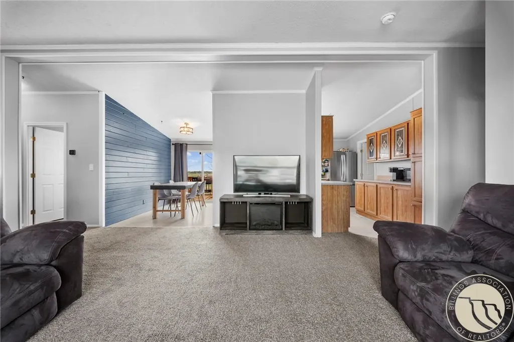 6830 Shooters Bluff Trail Huntley MT 59037