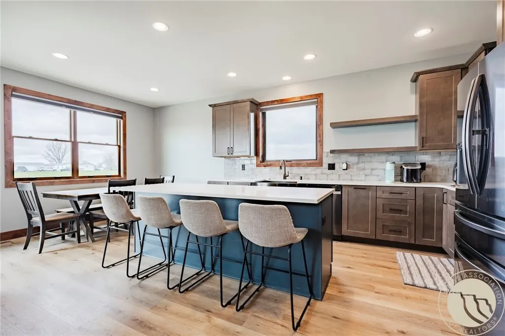 6770 Eagle Bend Boulevard Shepherd MT 59079