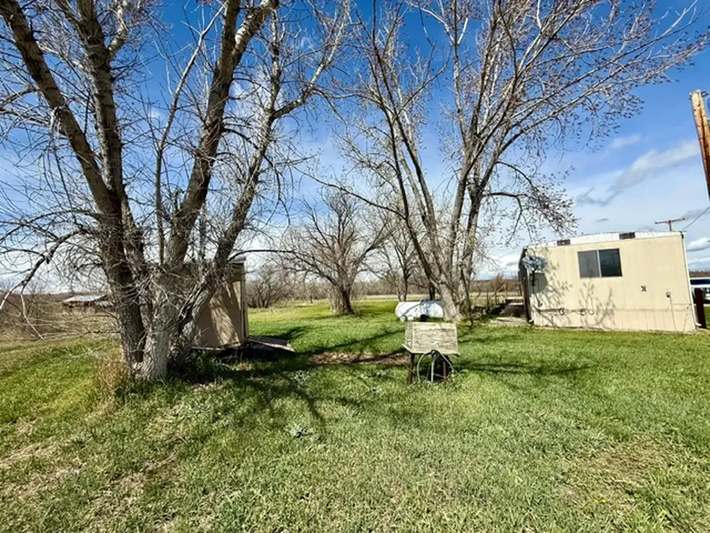 8 1st Avenue, Musselshell Other MT 59059
