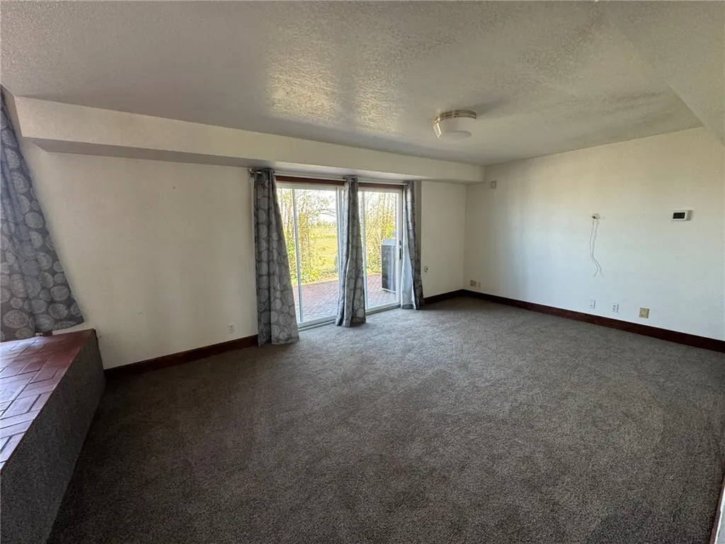 527 W D Road Huntley MT 59037