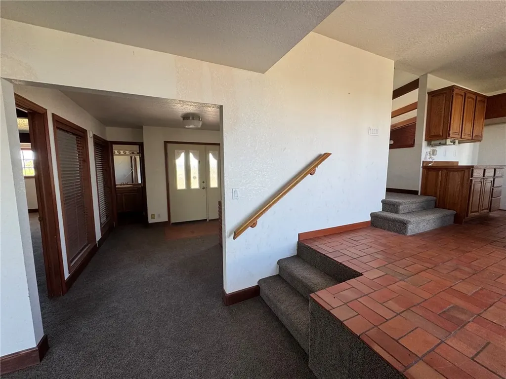 527 W D Road Huntley MT 59037