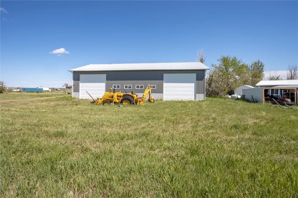 527 W D Road Huntley MT 59037