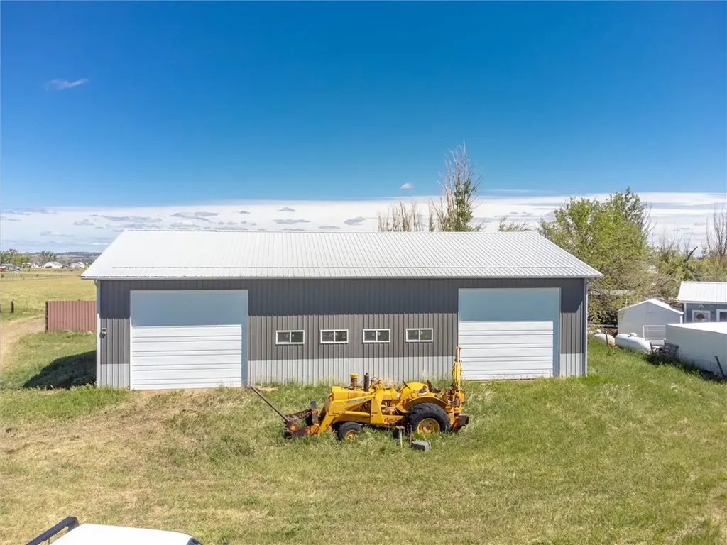 527 W D Road Huntley MT 59037