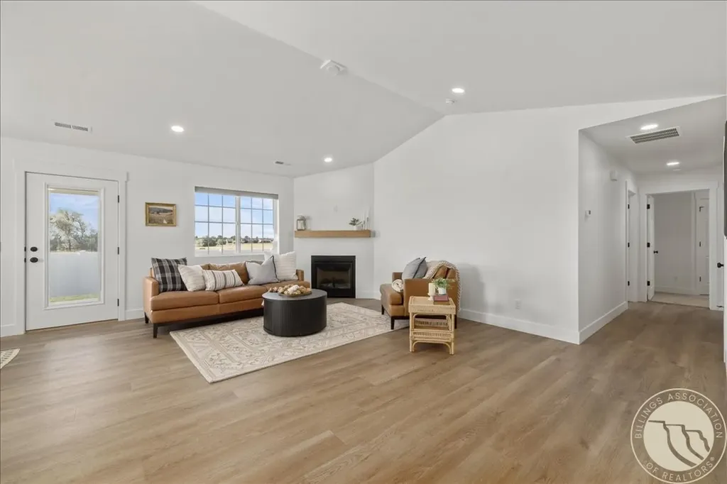 5502 Apple Rose Lane Billings MT 59106
