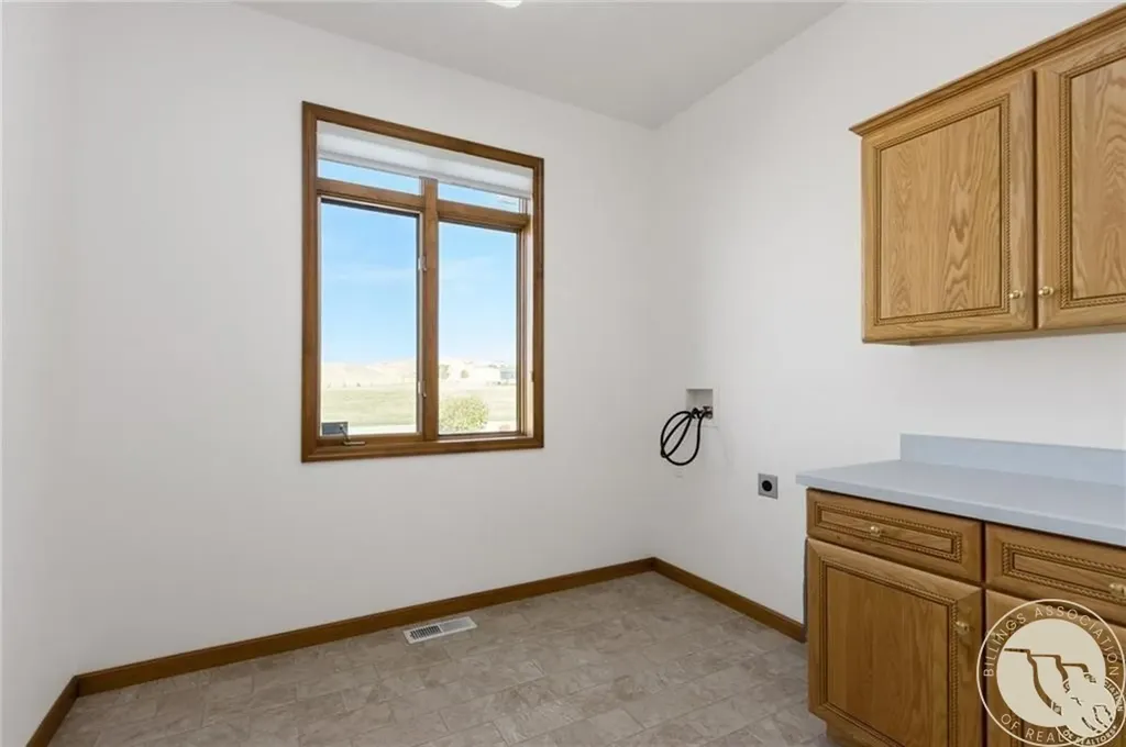 325 Three Wolf Road Huntley MT 59037