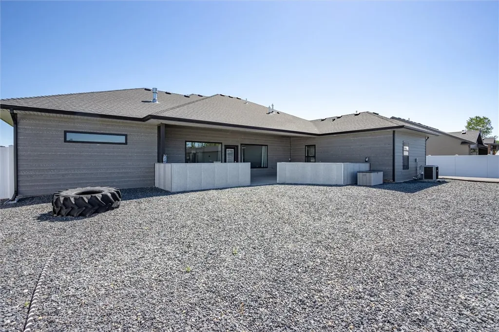 7 Autumn Road Park City MT 59063