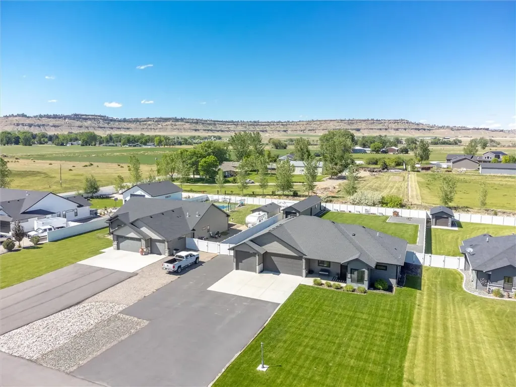 7 Autumn Road Park City MT 59063
