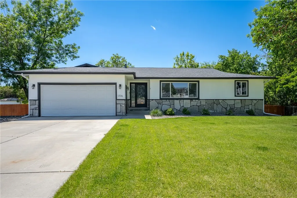 1706 Lake Hills Drive Billings MT 59105