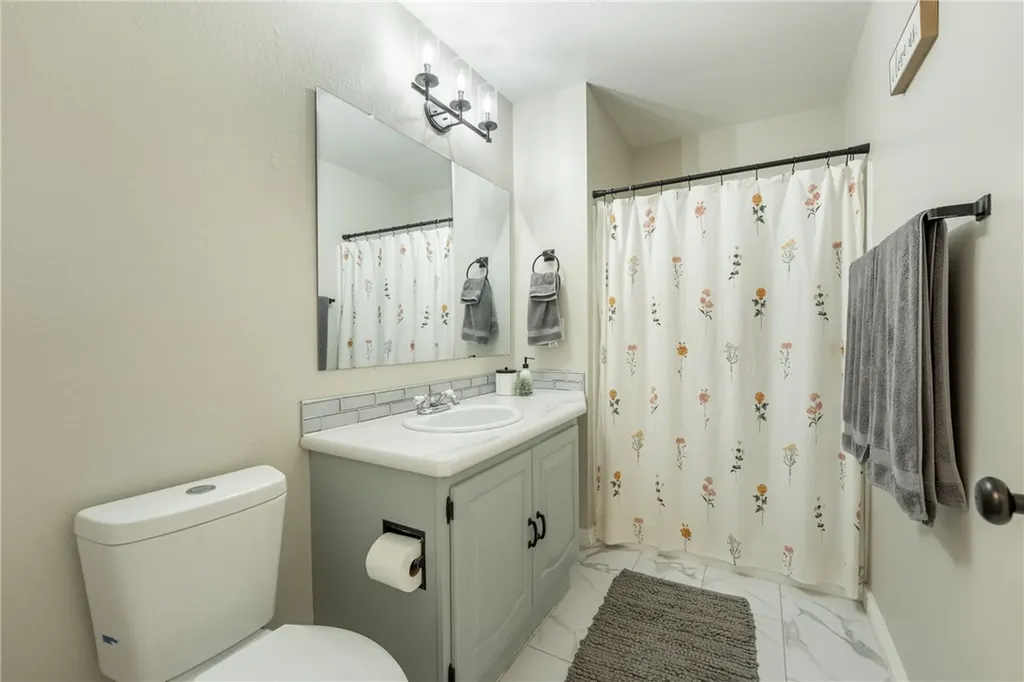1706 Lake Hills Drive Billings MT 59105