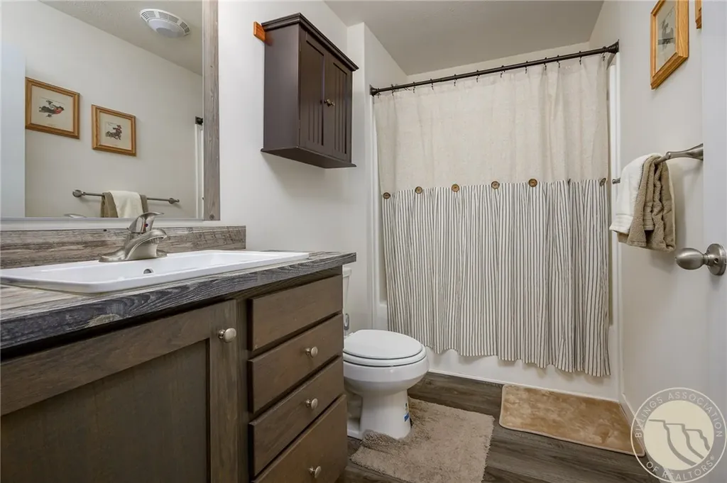 4 N Moonlight Drive Roundup MT 59072