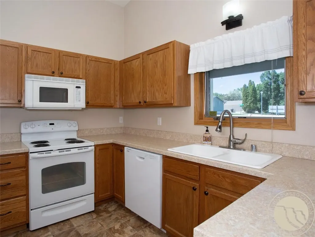 2126 Wyndham Park Drive Billings MT 59102
