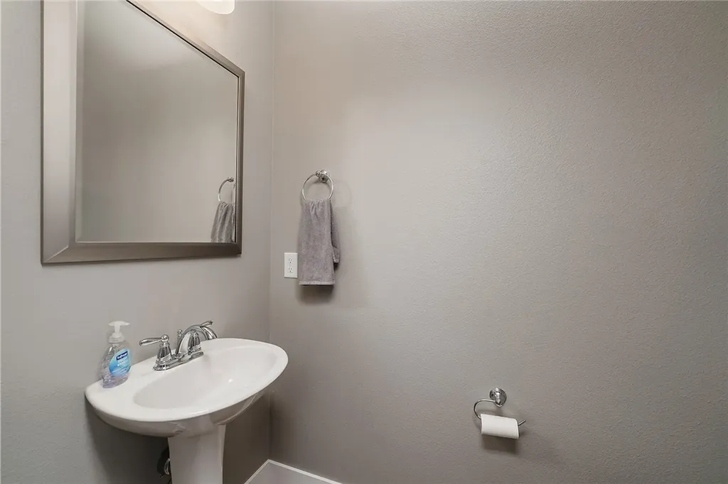 1866 Songbird Drive Billings MT 59101