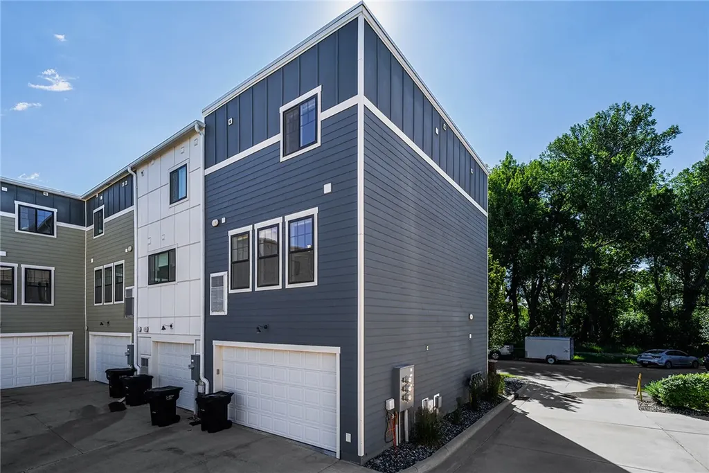 1866 Songbird Drive Billings MT 59101