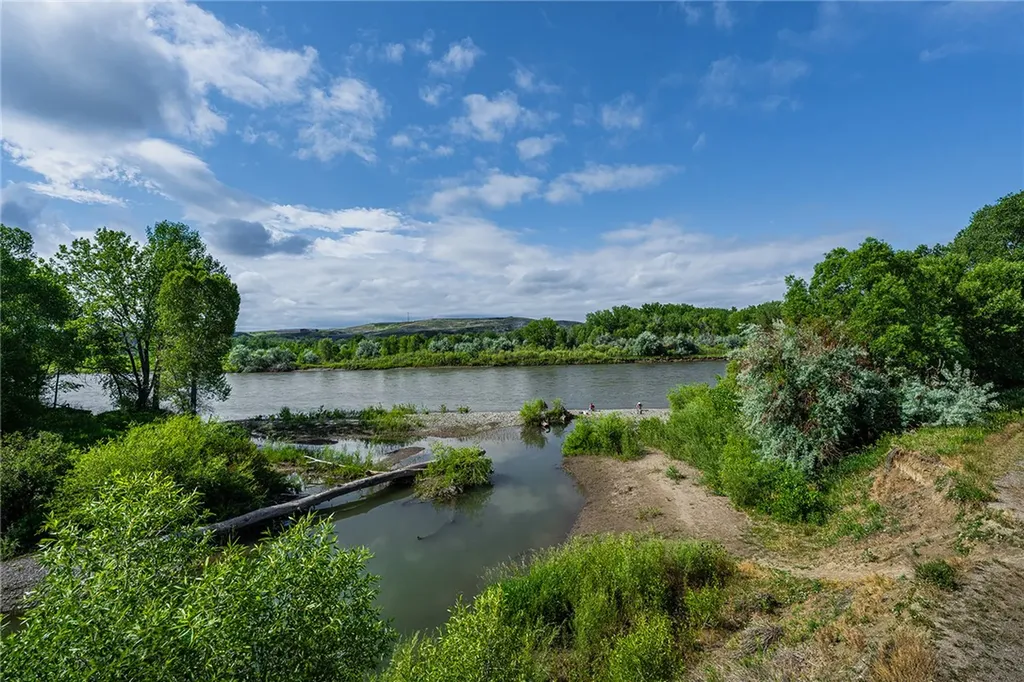 1866 Songbird Drive Billings MT 59101
