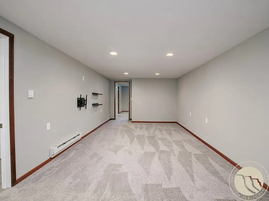 1214 Cook Avenue Billings MT 59102