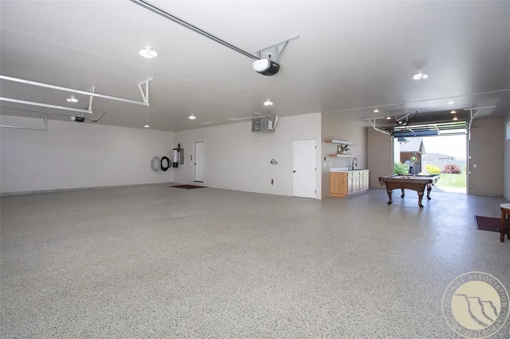 310 Moonstone Lane Billings MT 59106