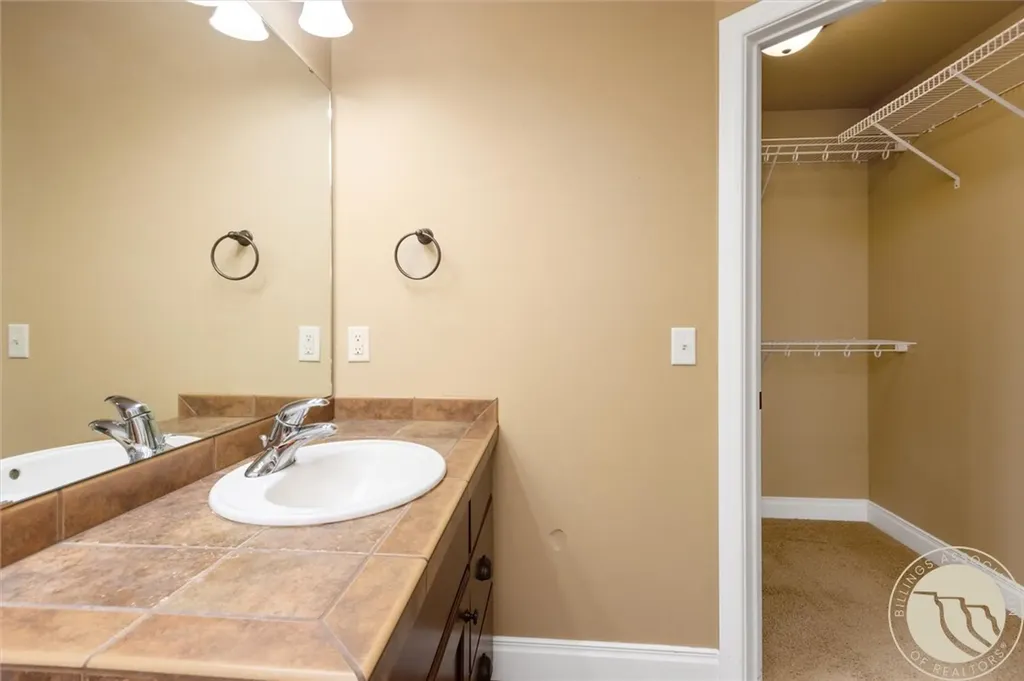 3740 Fairmeadow Court Billings MT 59102