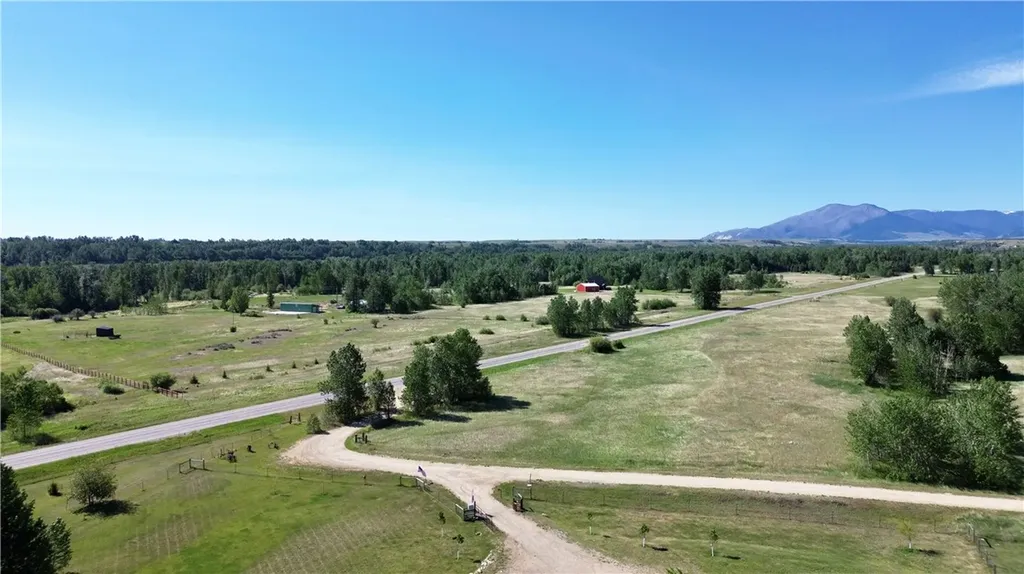 7541 Us Highway 212 Red Lodge MT 59068
