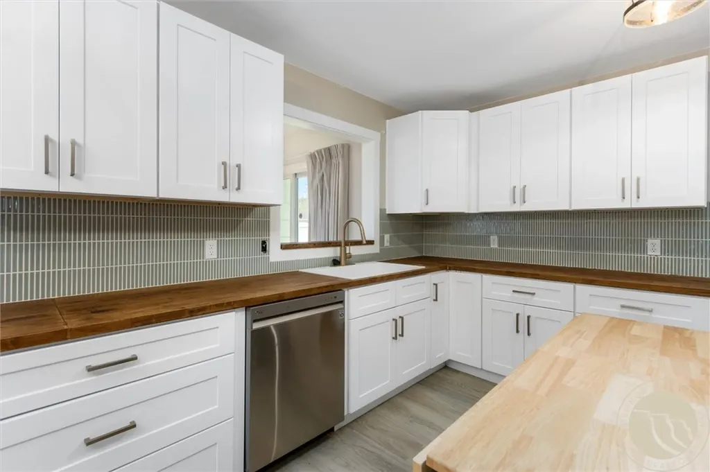 2112 Hoover Avenue Billings MT 59102