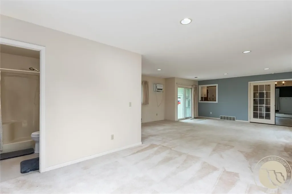 2112 Hoover Avenue Billings MT 59102