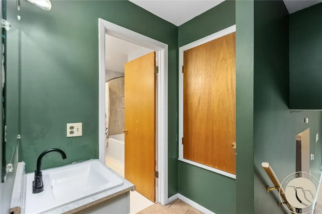 2112 Hoover Avenue Billings MT 59102