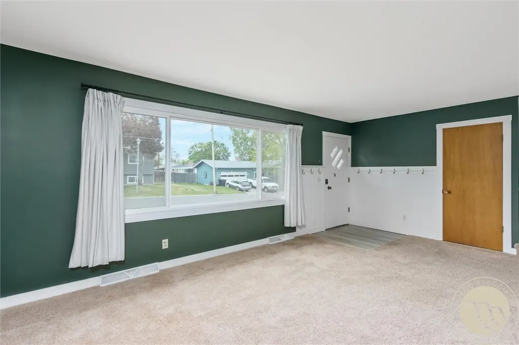 2112 Hoover Avenue Billings MT 59102